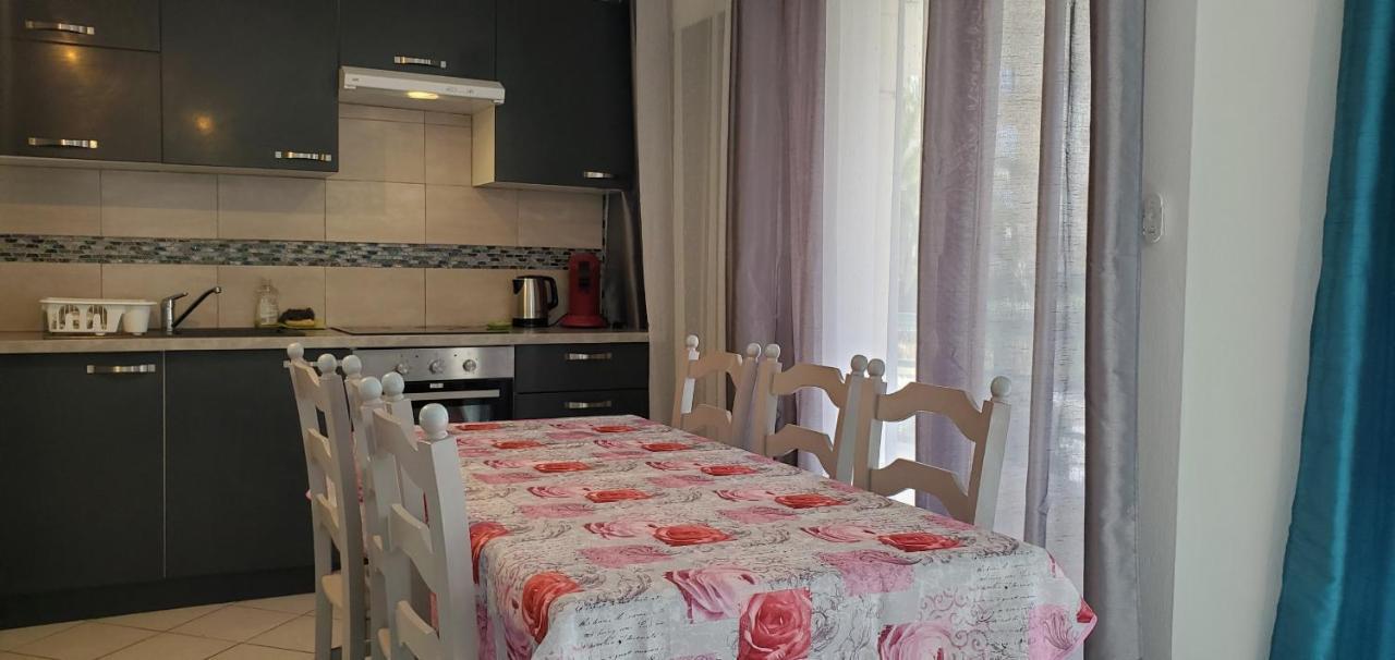 Appartement Open, Grand T2, 47m2, 6 Couchages, 2 Salles De Bai